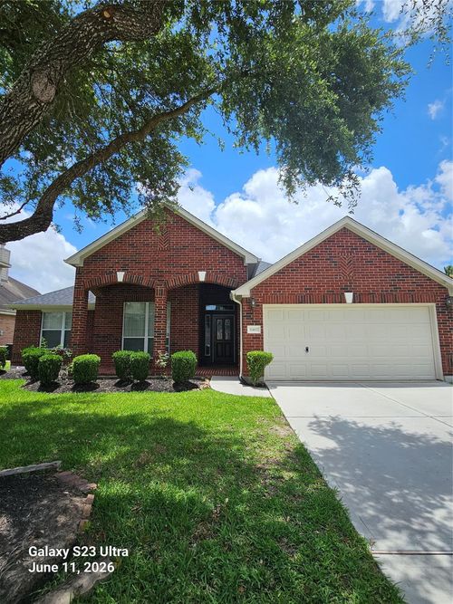 11402 Softbreeze Ct, Pearland, TX, 77584-8278 | Card Image