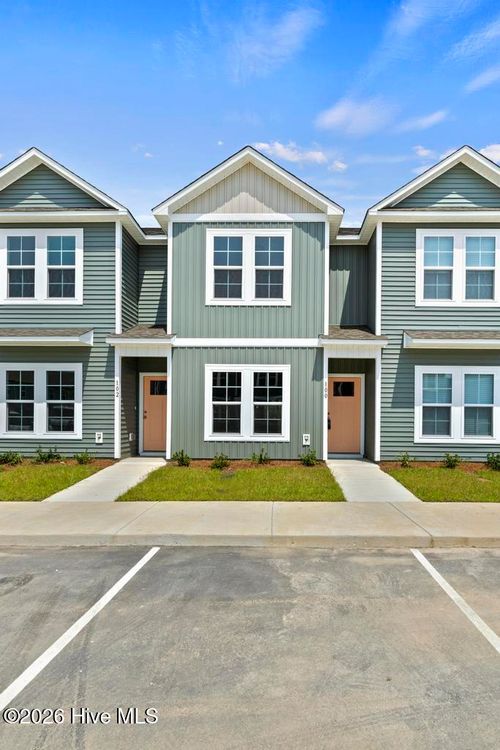 100 Loren Rd, Hubert, NC, 28539-4684 | Card Image