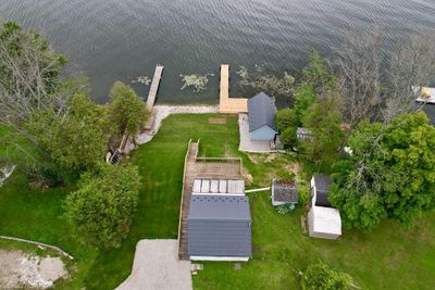 38 Islandview Dr, House other with 2 bedrooms, 1 bathrooms and 2 parking in Allenford ON | Image 3