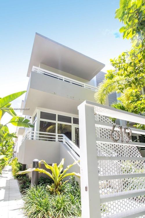 4-619 Meridian Ave, Miami Beach, FL, 33139-6429 | Card Image