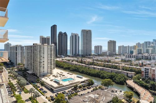 apt-2115-251 174th St, Sunny Isles Beach, FL, 33160-3360 | Card Image