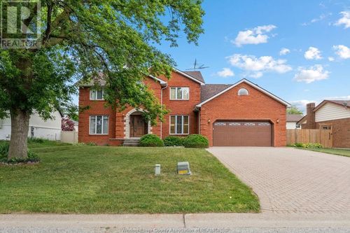 510 Harbourne Cres, Tecumseh, ON, N8N3J2 | Card Image