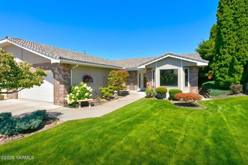 7221 Summitview Ave, Yakima, WA, 98908-1350 | Card Image