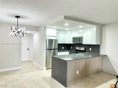 210-210 Tilford K, Deerfield Beach, FL, 33442-2165 | Card Image