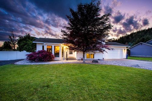 5507 N Best Rd, Spokane Valley, WA, 99216-1456 | Card Image