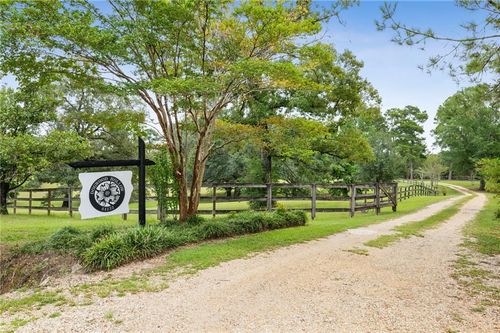 84132 Holliday Rd, Folsom, LA, 70437-5312 | Card Image