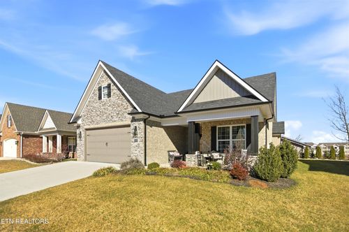 1608 Sugarfield Ln, Knoxville, TN, 37932-2177 | Card Image