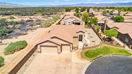 1204 Golf Club Dr, Laughlin, NV, 89029-1533 | Card Image