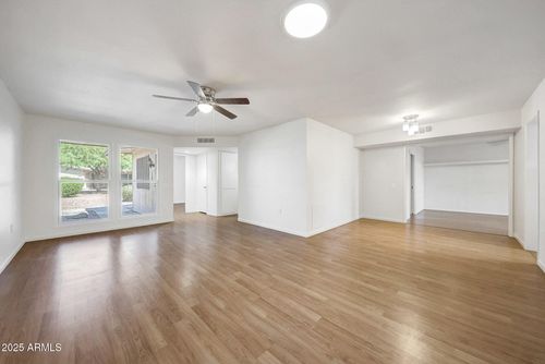 10246 W Palmeras Dr, Sun City, AZ, 85373-2004 | Card Image