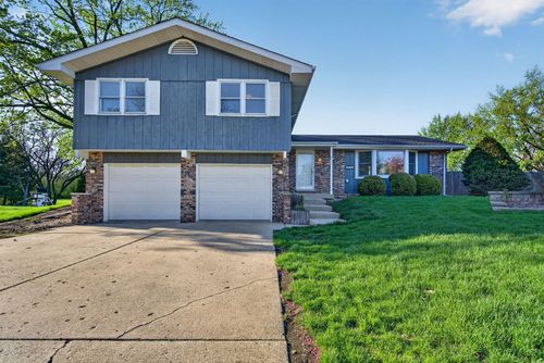3211 Wild Oaks Ct, Joliet, IL, 60431-4840 | Card Image