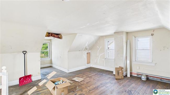 59 W Front St, House other with 3 bedrooms, 1 bathrooms and null parking in Jim Thorpe PA | Image 9
