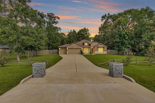 9170 Sierra Del Carmen, Conroe, TX, 77303-4195 | Card Image
