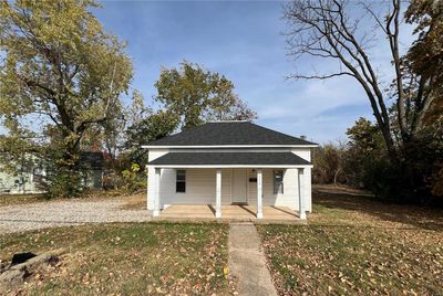 390 N Washington Avenue, House other with 2 bedrooms, 1 bathrooms and null parking in Lebanon MO | Image 2