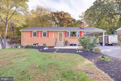 2152 Bonnie Ln, WALDORF, MD, 20601-3902 | Card Image