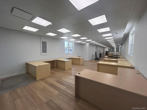 53 37th Avenue, New York, NY, 11377 | Card Image