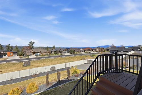 2712 W Howesdale Rd, Spokane, WA, 99208-4687 | Card Image