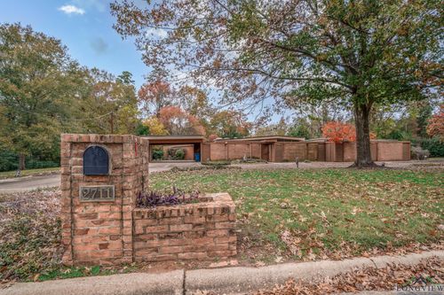 2711 Arlington Rd, Marshall, TX, 75672-7104 | Card Image