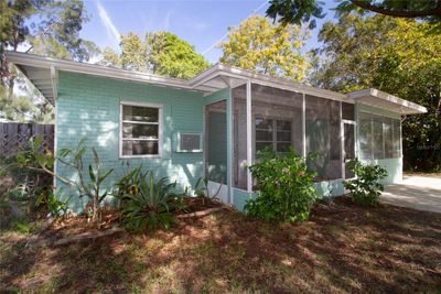 5209 Newton Avenue S, House other with 2 bedrooms, 2 bathrooms and null parking in Gulfport FL | Image 2