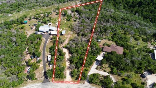 416 Hilltop Rdg, New Braunfels, TX, 78132-2298 | Card Image