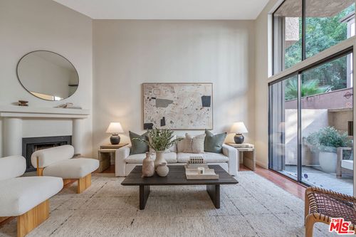 unit-15b-5307 Wilkinson Ave, Valley Village, CA, 91607-2431 | Card Image