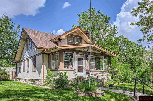 1107 Edmund Ave, Saint Paul, MN, 55104-2521 | Card Image