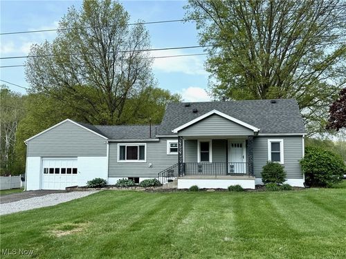 967 Braun Rd, Belpre, OH, 45714-1332 | Card Image