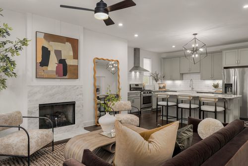 3412 Shelby Bottoms Bnd, Nashville, TN, 37206-2558 | Card Image