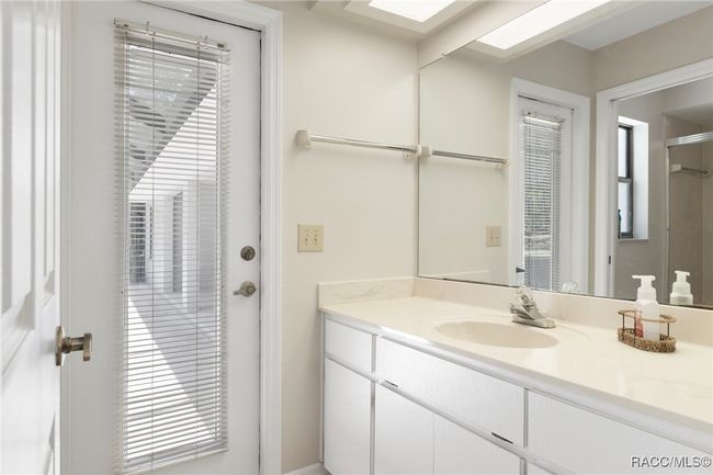 4749 N Pink Poppy Dr, House other with 3 bedrooms, 2 bathrooms and 4 parking in BEVERLY HILLS FL | Image 37