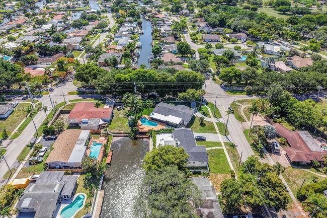 5890 Sw 13 Th St, House other with 4 bedrooms, 3 bathrooms and null parking in Plantation FL | Image 44