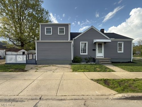 1664 Douglas Rd, Wickliffe, OH, 44092-1064 | Card Image