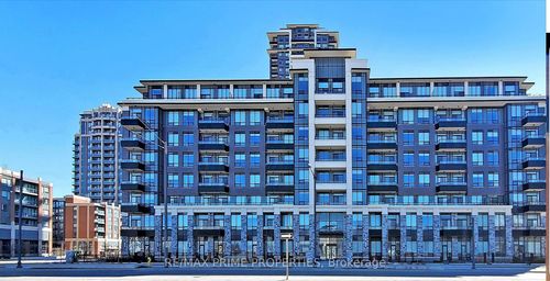 523-25 Water Walk Dr, Unionville, ON, L6G0G3 | Card Image