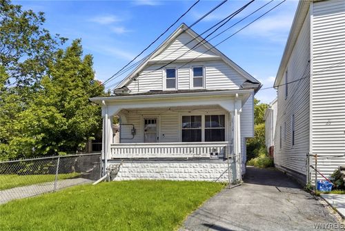 18 Marion St, Buffalo, NY, 14207-2918 | Card Image