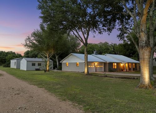 6978 Skull Creek Rd, Fayetteville, TX, 78940-5057 | Card Image