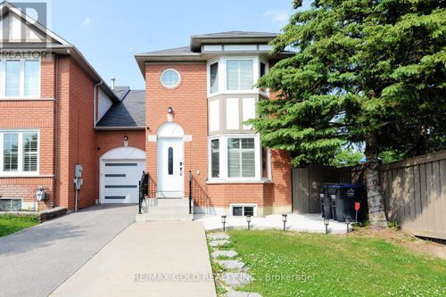 7 Lofty Pines Place, Brampton (Sandringham-Wellington), ON, L6R1K6 | Card Image