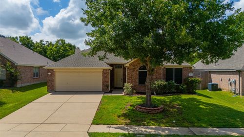 510 Dover Park Trl, Mansfield, TX, 76063-8821 | Card Image