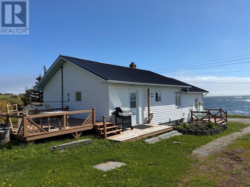 10 Seaview Drive, Ladle Cove, NL, A0G2Y0 | Card Image