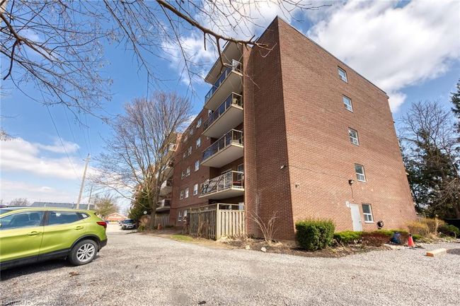 512 - 793 Colborne St, House attached with 3 bedrooms, 1 bathrooms and 2 parking in Brantford ON | Image 46