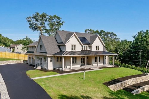 1 Couture Way, Middleton, MA, 01949-2523 | Card Image