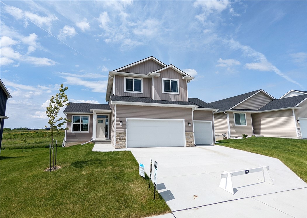 Lund St, Norwalk, IA 50211