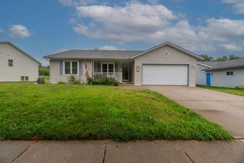 126 Deanna Drive, Evansville, WI, 53536 | Card Image