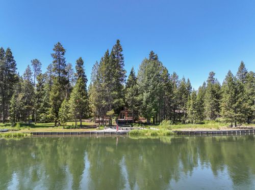 56442 Eclipse Dr, Bend, OR, 97707-2016 | Card Image