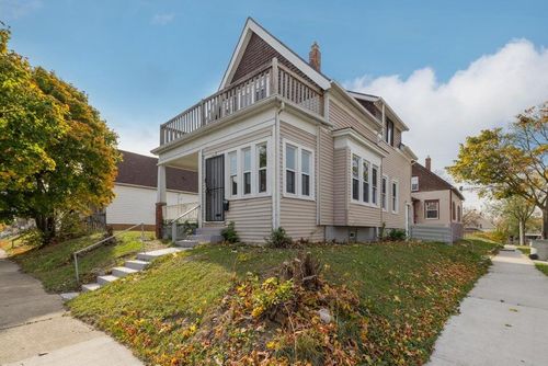 3279 N 21st St, Milwaukee, WI, 53206-1726 | Card Image