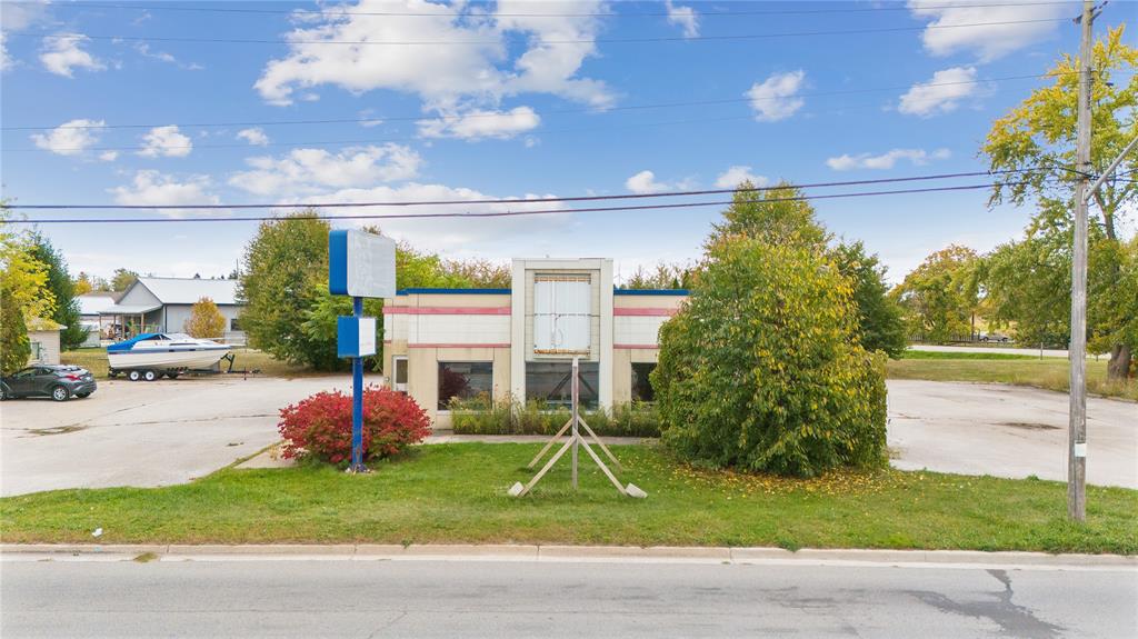 Commercial Sale in Lambton Shores