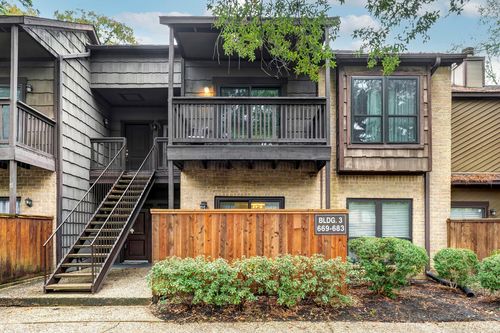 apt-683-11711 Memorial Dr, Houston, TX, 77024-7234 | Card Image