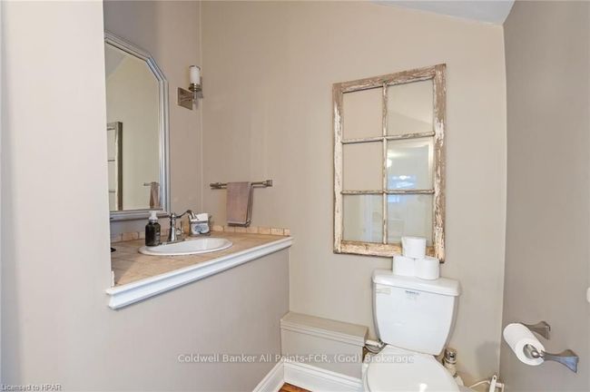 108 Trafalgar St, House other with 2 bedrooms, 2 bathrooms and 4 parking in Goderich ON | Image 16