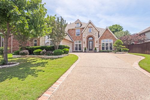 1909 Grand Park Place Ln, Flower Mound, TX, 75028-4833 | Card Image