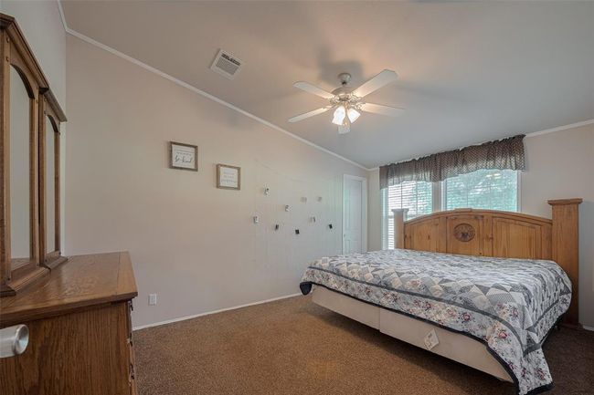 5526 Highway 90, House other with 4 bedrooms, 2 bathrooms and null parking in Madisonville TX | Image 22