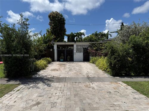 130 Ne 123rd St, North Miami, FL, 33161-5348 | Card Image