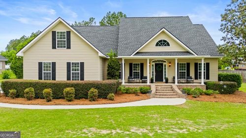 9027 Oakfield Dr, Statesboro, GA, 30461-7386 | Card Image