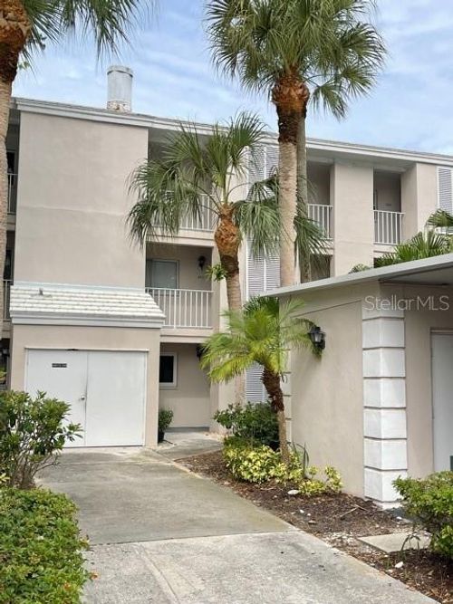 unit-523-437 Cerromar Ln, VENICE, FL, 34293-4420 | Card Image